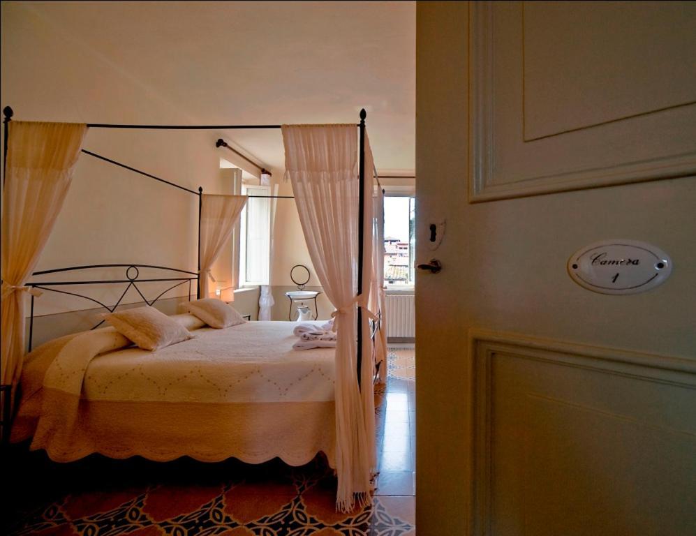 Bed And Breakfast Evelina Lucca Exterior foto